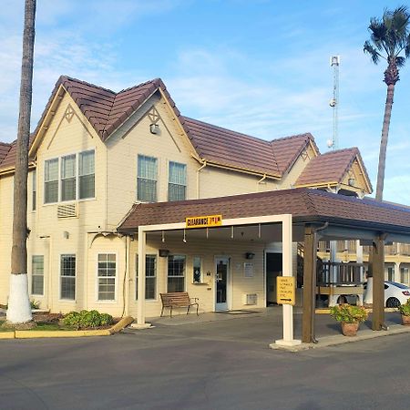 Days Inn By Wyndham Westley Bagian luar foto