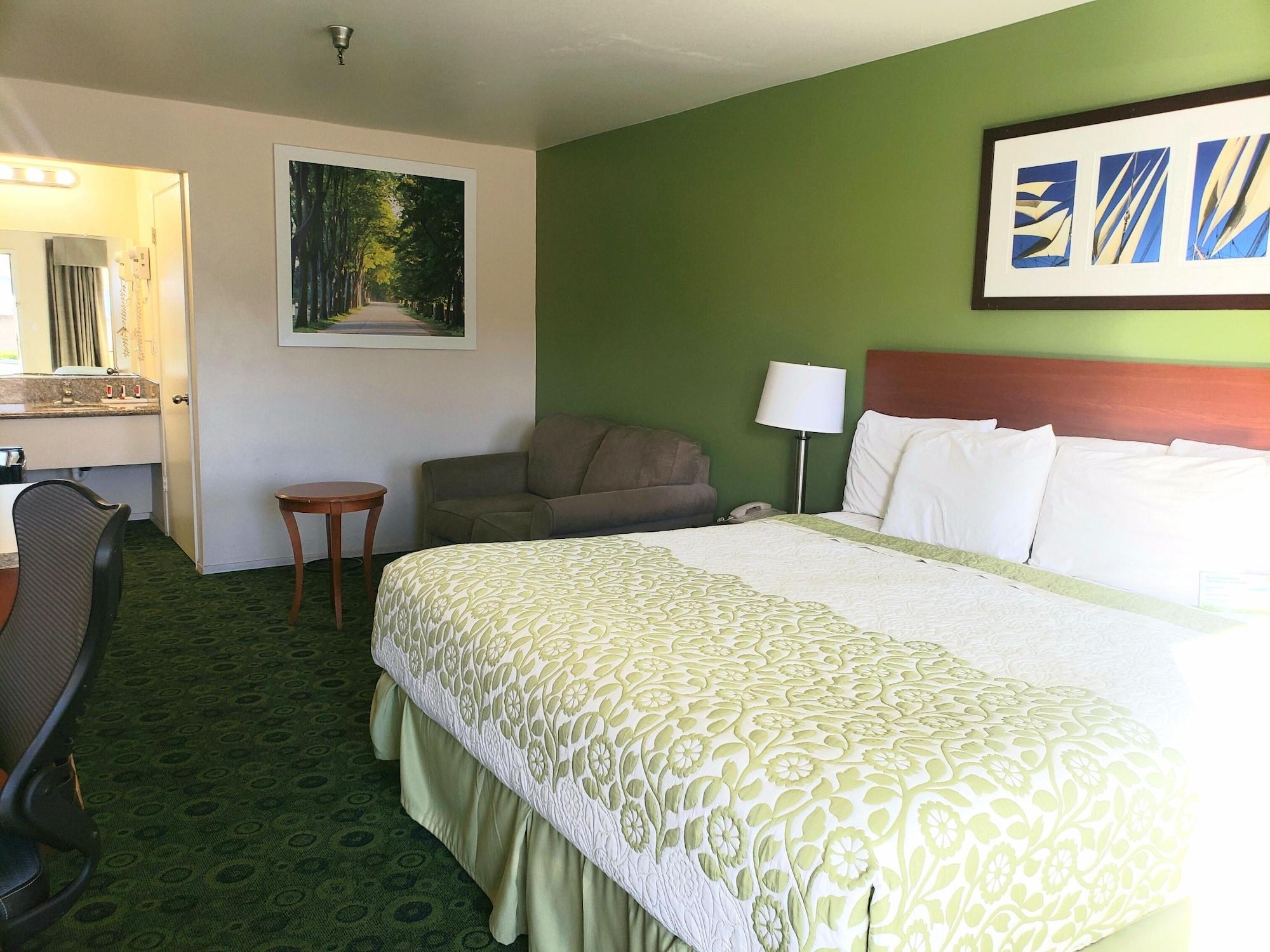 Days Inn By Wyndham Westley Bagian luar foto