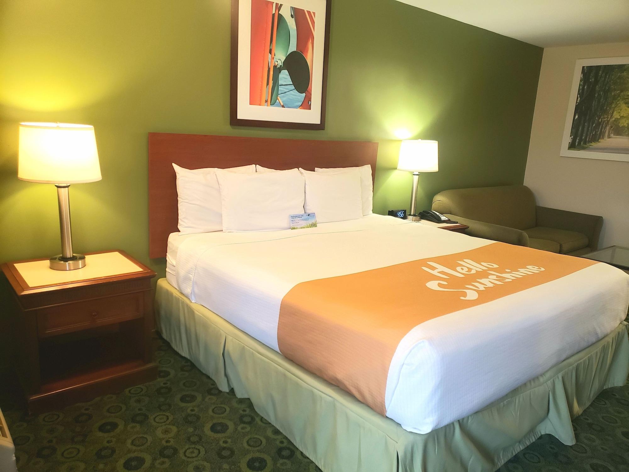 Days Inn By Wyndham Westley Bagian luar foto