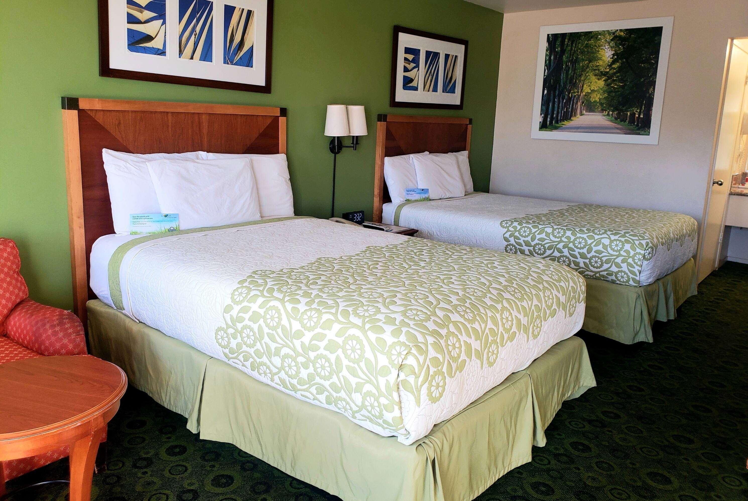 Days Inn By Wyndham Westley Bagian luar foto