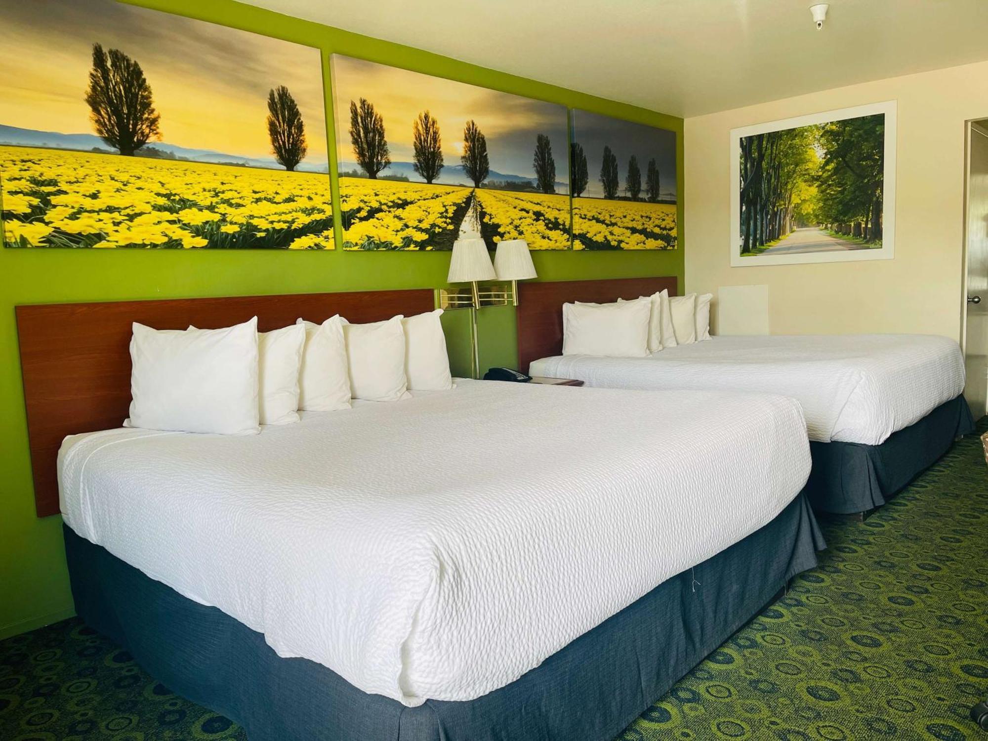 Days Inn By Wyndham Westley Bagian luar foto