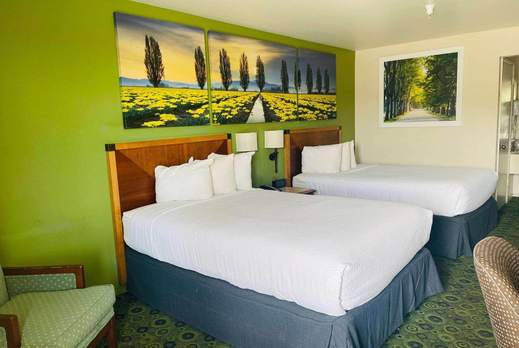 Days Inn By Wyndham Westley Bagian luar foto